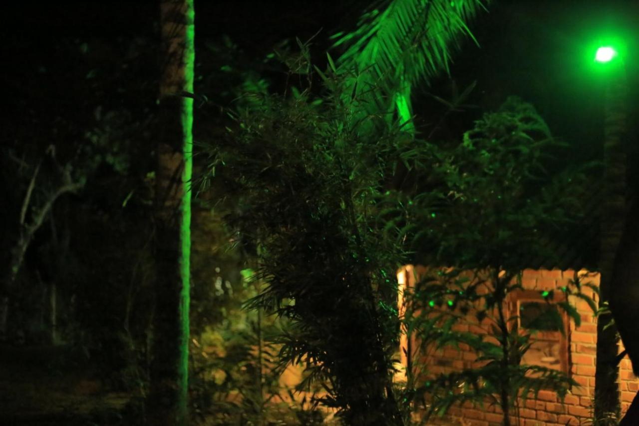 Hidden Well Hiriketiya Hostel Dikwella Ngoại thất bức ảnh