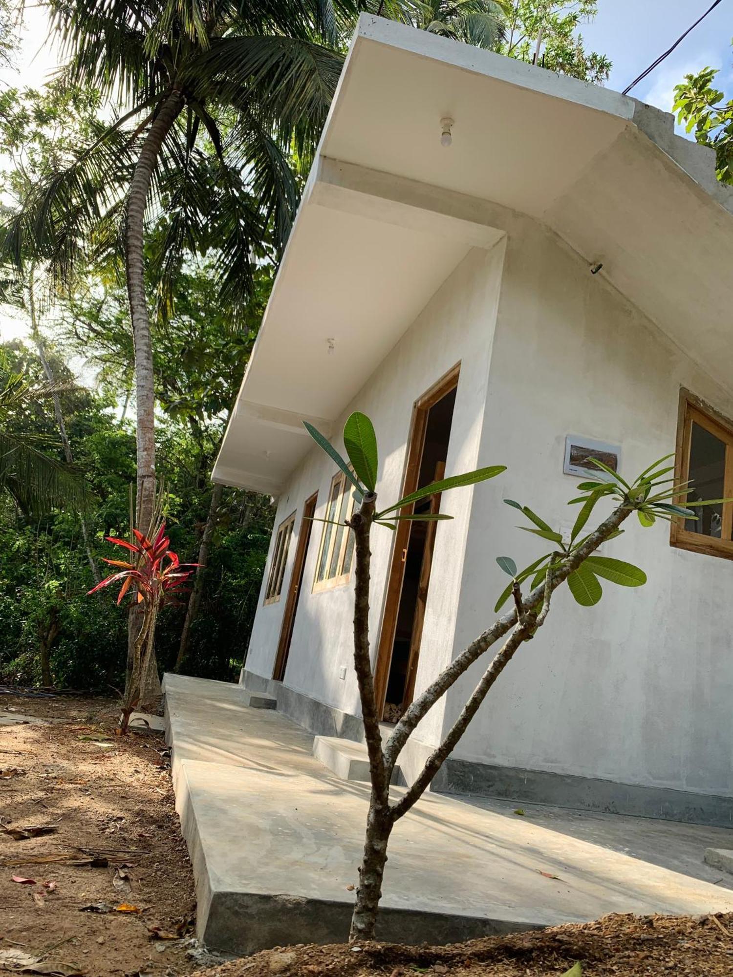Hidden Well Hiriketiya Hostel Dikwella Ngoại thất bức ảnh