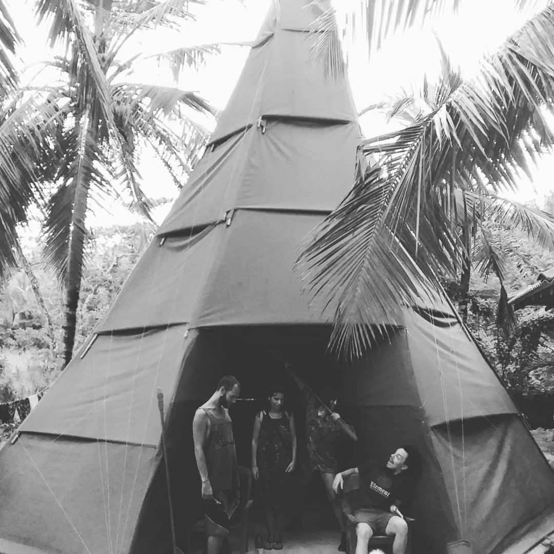 Hidden Well Hiriketiya Hostel Dikwella Ngoại thất bức ảnh